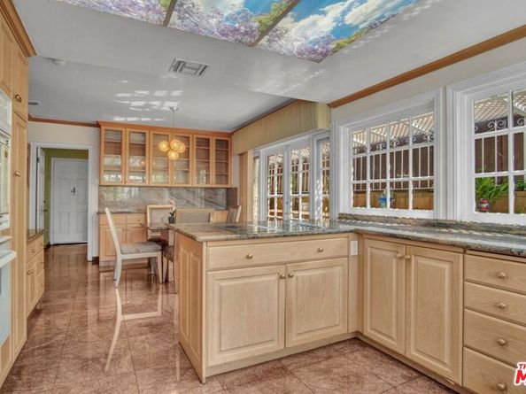 5222 Los Franciscos Way, Los Angeles CA 90027