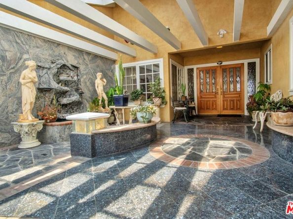 5222 Los Franciscos Way, Los Angeles CA 90027