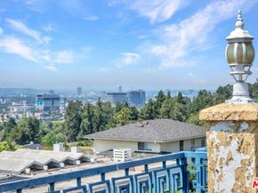 5222 Los Franciscos Way, Los Angeles CA 90027