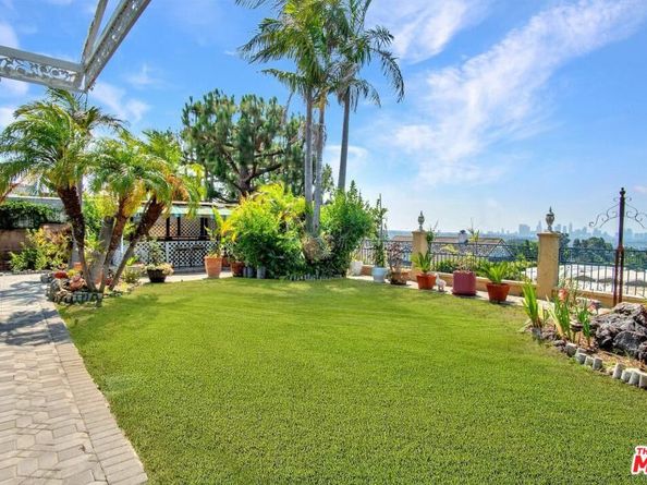 5222 Los Franciscos Way, Los Angeles CA 90027