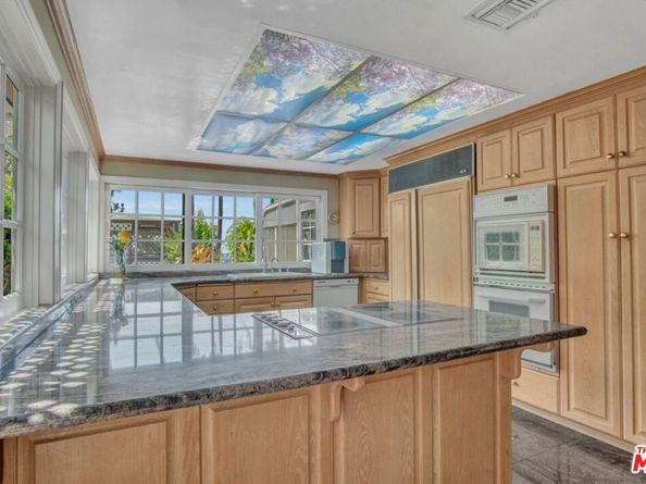 5222 Los Franciscos Way, Los Angeles CA 90027