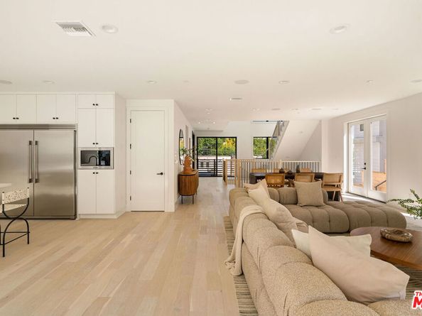 1615 N Coronado Street, Los Angeles CA 90026