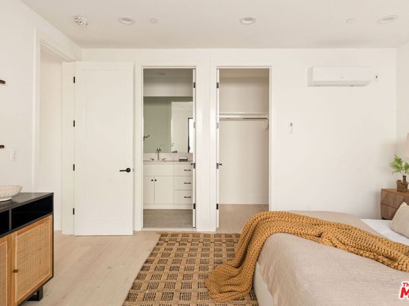 1615 N Coronado Street, Los Angeles CA 90026