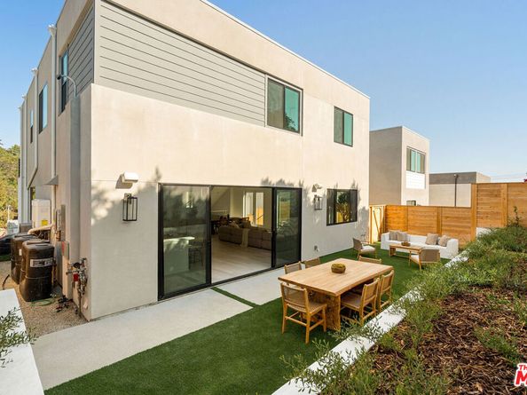 1615 N Coronado Street, Los Angeles CA 90026