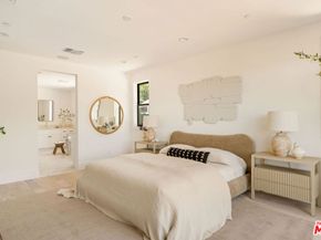 1615 N Coronado Street, Los Angeles CA 90026