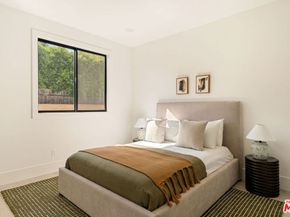1615 N Coronado Street, Los Angeles CA 90026