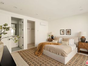 1615 N Coronado Street, Los Angeles CA 90026