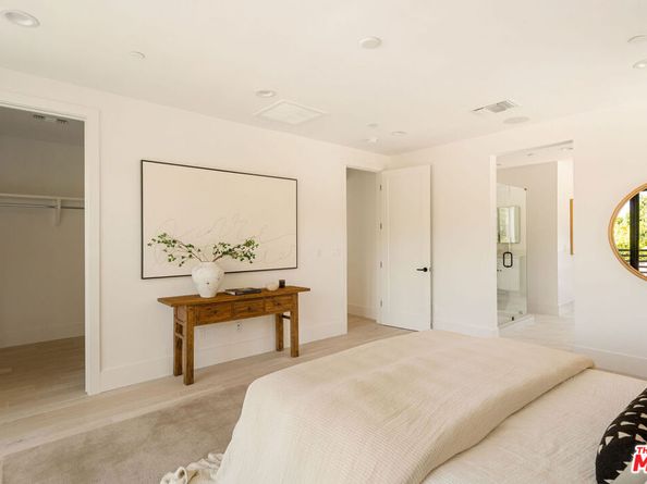 1615 N Coronado Street, Los Angeles CA 90026