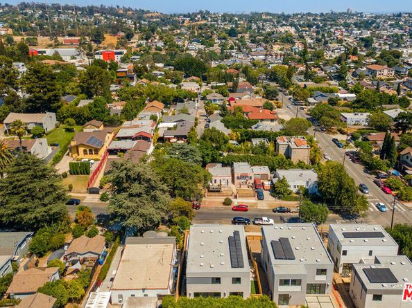 1615 N Coronado Street, Los Angeles CA 90026