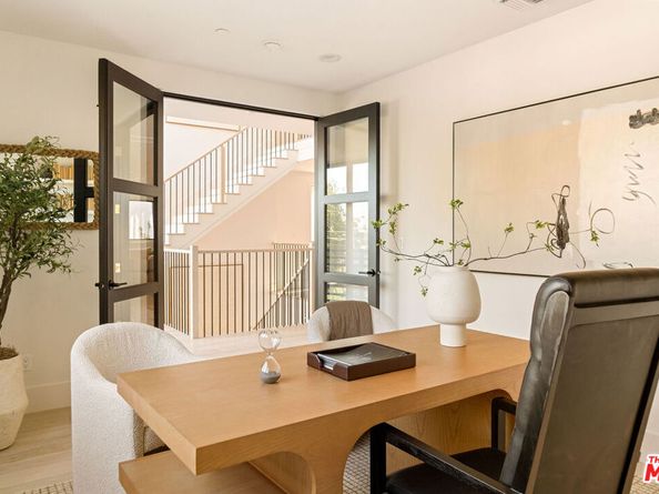 1615 N Coronado Street, Los Angeles CA 90026