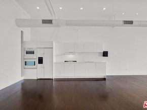 1645 Vine Street 711, Los Angeles CA 90028