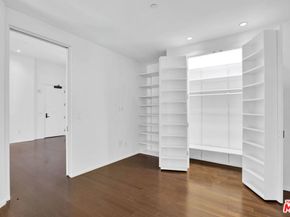 1645 Vine Street 711, Los Angeles CA 90028