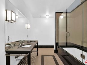 1645 Vine Street 711, Los Angeles CA 90028
