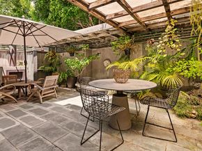 853 S Bundy Drive, Los Angeles CA 90049
