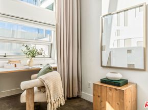 615 Hampton Drive A102, Venice CA 90291