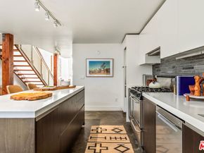 615 Hampton Drive A102, Venice CA 90291