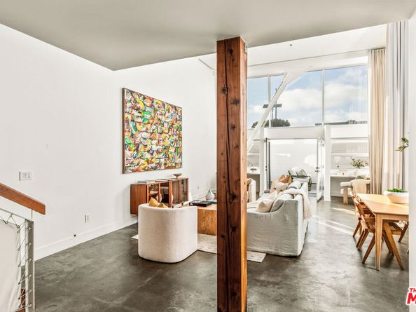 615 Hampton Drive A102, Venice CA 90291