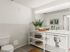 615 Hampton Drive A102, Venice CA 90291