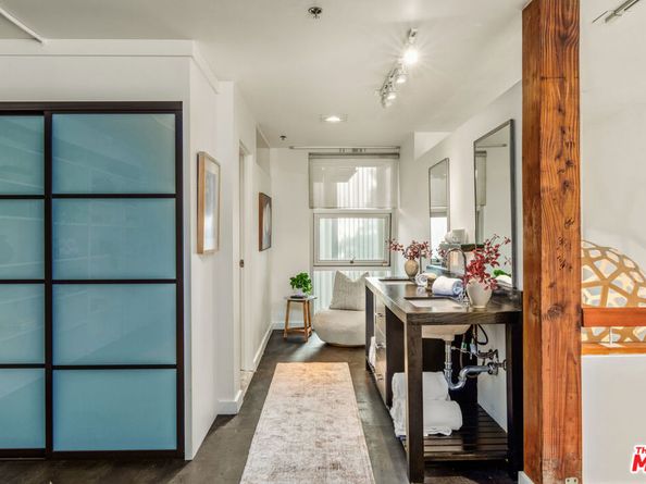 615 Hampton Drive A102, Venice CA 90291