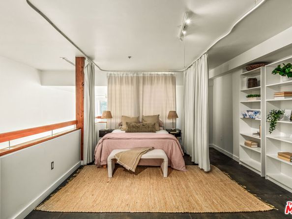 615 Hampton Drive A102, Venice CA 90291