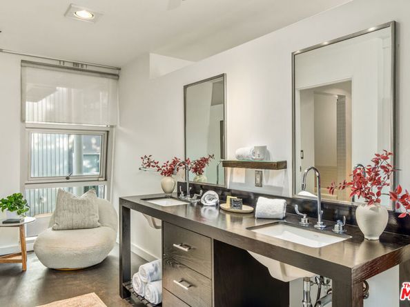 615 Hampton Drive A102, Venice CA 90291