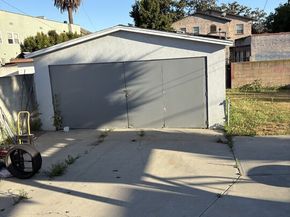 1110 W Vernon Avenue, Los Angeles CA 90037