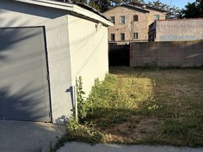 1110 W Vernon Avenue, Los Angeles CA 90037