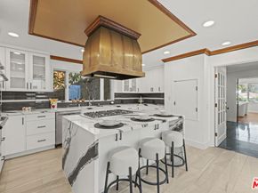 865 Warner Avenue, Los Angeles CA 90024