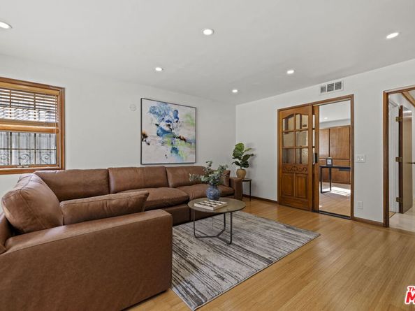 865 Warner Avenue, Los Angeles CA 90024