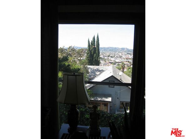 975 Lucile Avenue, Los Angeles CA 90026