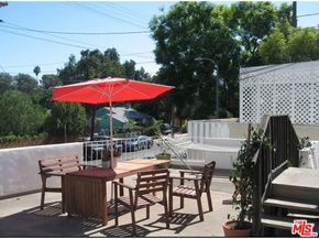 975 Lucile Avenue, Los Angeles CA 90026