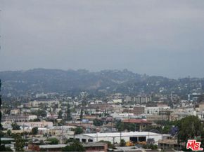 975 Lucile Avenue, Los Angeles CA 90026