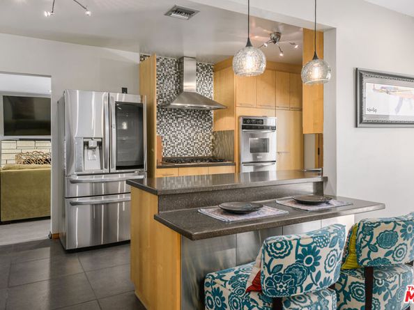 18839 Plummer Street, Northridge CA 91324