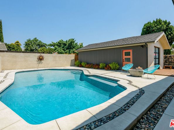 18839 Plummer Street, Northridge CA 91324