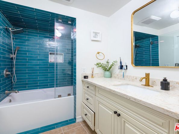 701 Country Club Drive, Burbank CA 91501