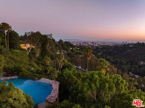 1005 Bel Air Court, Los Angeles CA 90077