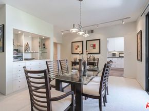 11322 Camarillo Street 201, Toluca Lake CA 91602