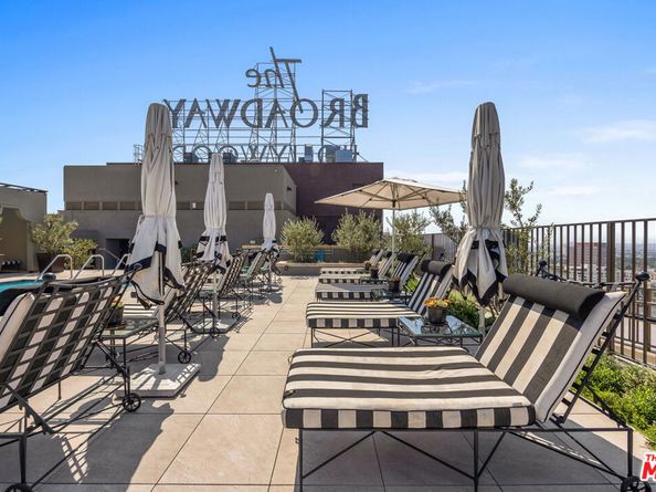 1645 Vine Street 602, Los Angeles CA 90028