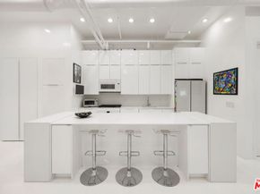 1645 Vine Street 602, Los Angeles CA 90028