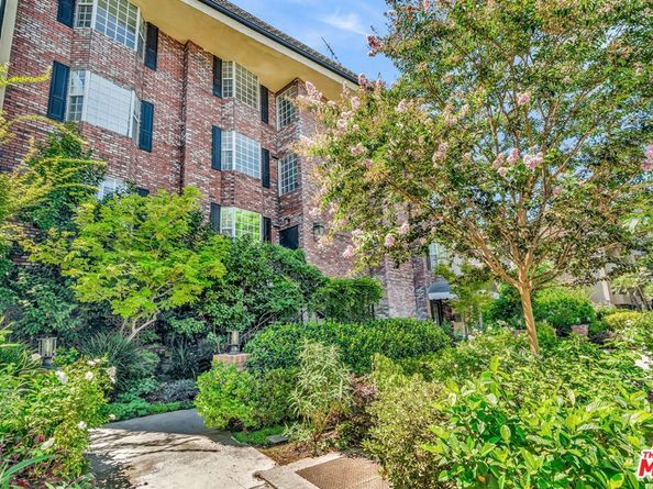 14106 Dickens Street 102, Sherman Oaks CA 91423