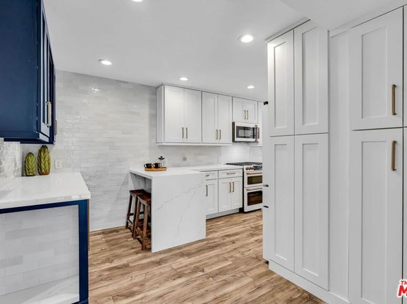 14106 Dickens Street 102, Sherman Oaks CA 91423