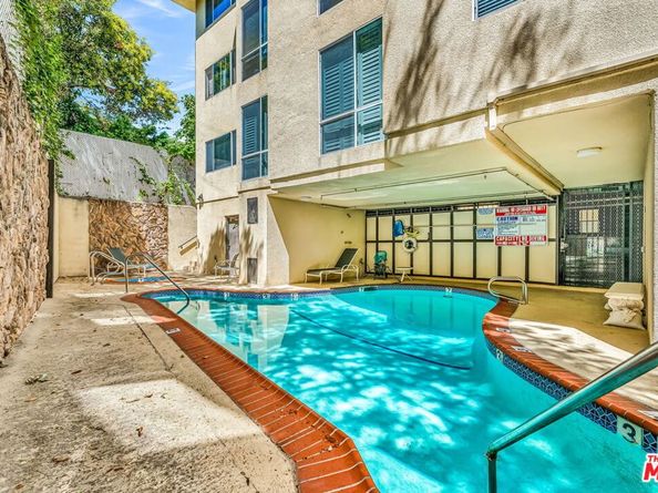 14106 Dickens Street 102, Sherman Oaks CA 91423