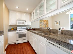 11535 Rochester Avenue 202, Los Angeles CA 90025
