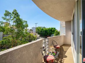11535 Rochester Avenue 202, Los Angeles CA 90025