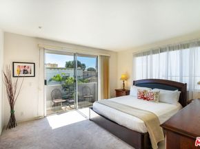 11535 Rochester Avenue 202, Los Angeles CA 90025