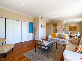 11535 Rochester Avenue 202, Los Angeles CA 90025