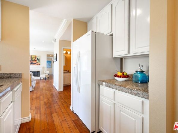 11535 Rochester Avenue 202, Los Angeles CA 90025