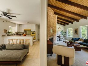 1728 Royal Boulevard, Glendale CA 91207