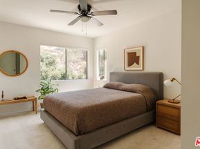 1728 Royal Boulevard, Glendale CA 91207