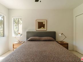 1728 Royal Boulevard, Glendale CA 91207